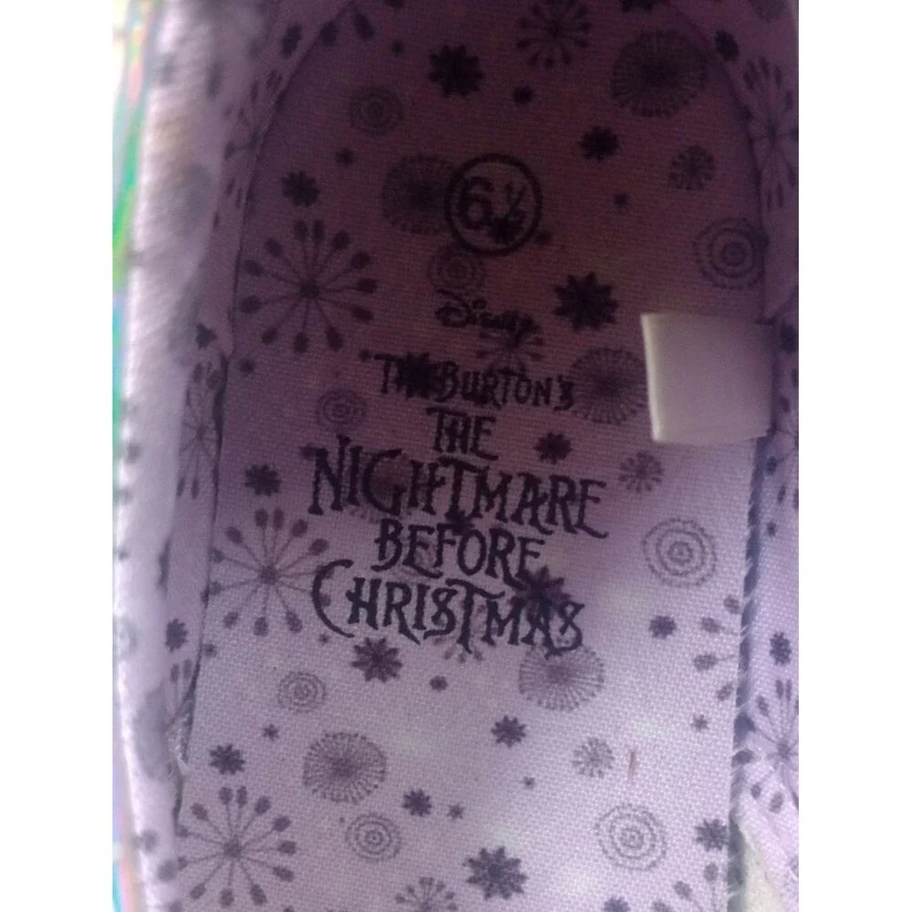 6.5 Disney Ground Up The Nightmare Before Christmas Holographic Slip-On Sneakers